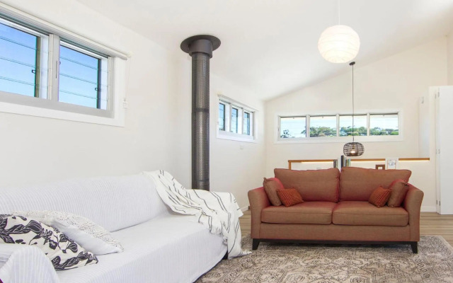 Spinnaker - Family Getaway - 2mins Walk to Beach