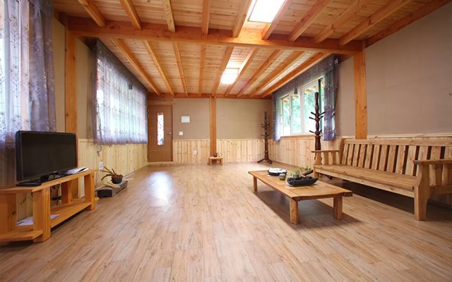 Pyeongchang Gold Hanok Pension