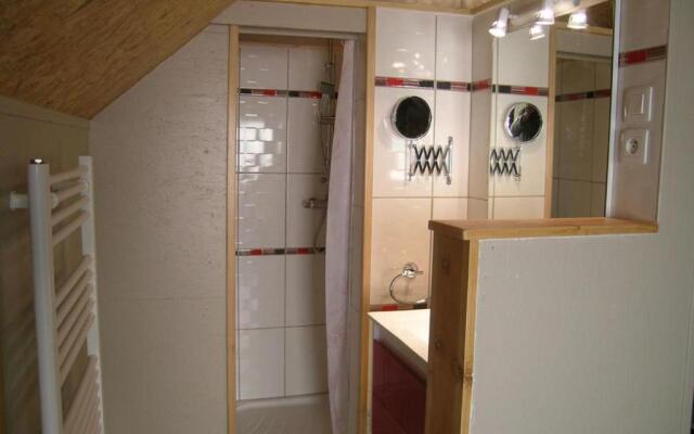 Gîte Vernusse, 2 pièces, 2 personnes - FR-1-489-208