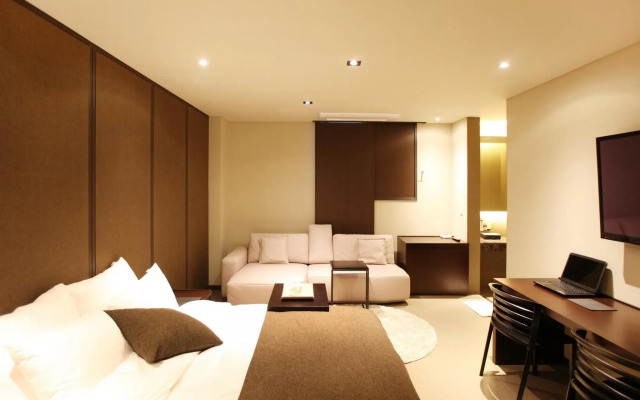 Vine Hotel