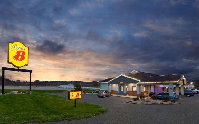 Super 8 Newcomerstown