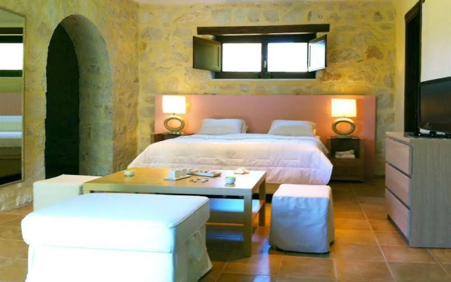 Exensian Villas & Suites