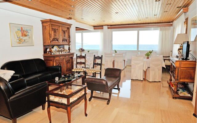 Olympia Beach Hotel