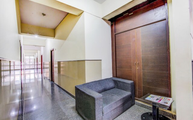 FabHotel Athithi Residency