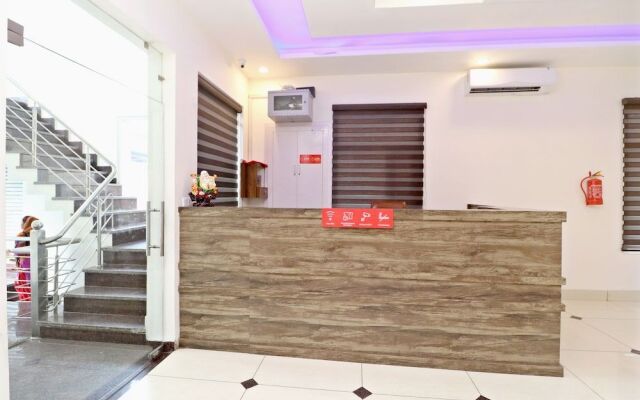 OYO 22097 Hotel Jd