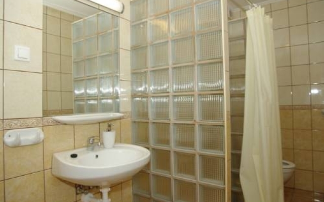 Corner Apartman