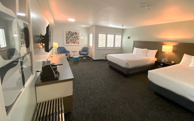 Best Western Crestview Hotel & Suites