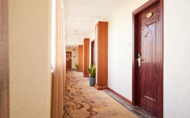 GreenTree Alliance Hotel (Foshan Pingzhou Jade Street)