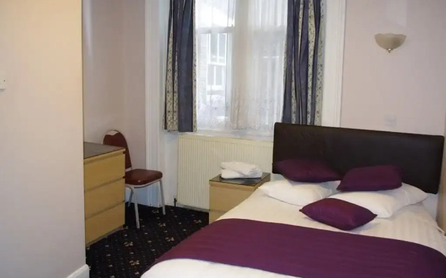 Belmont & Astoria Hotel