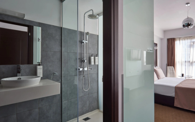 Breeze Boutique Hotel