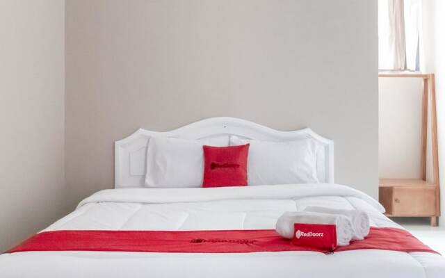 Hotel Danau Indah by RedDoorz