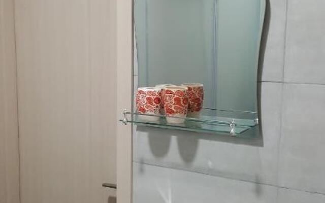 1 room hotel style apartment