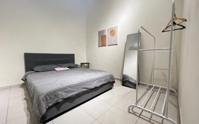 cheerful 3 bedroom with free parking – Guest Rooms – Muar