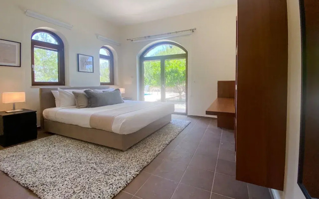 Phaedrus Living Luxury Villa Kathikas