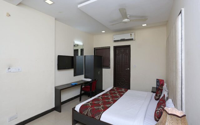 Hotel Radhe Inn by OYO Rooms