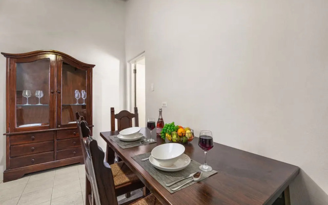 Cozy 1br1ba w Private Pool Patio Close 2 Beach