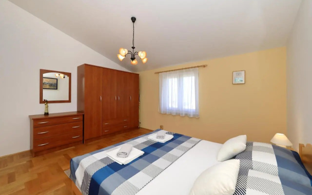 Vanda Land Penthouse