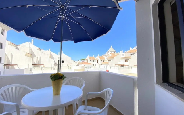 Vilamoura Central 7 With Pool by Homing