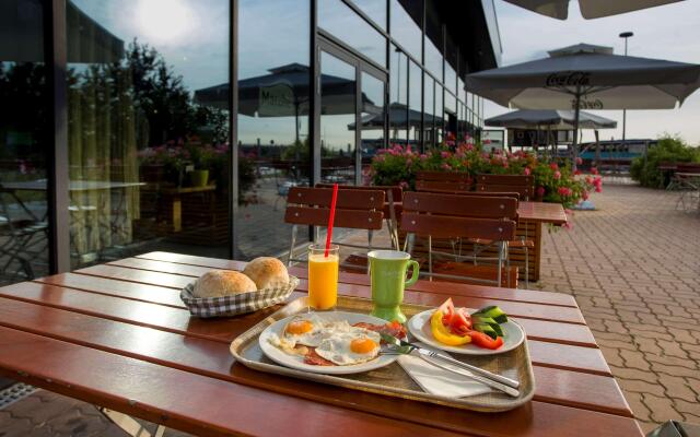Hotel ibis Vienna Airport
