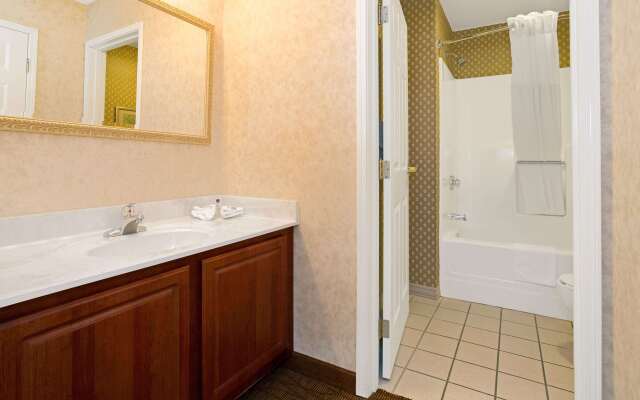 Hawthorn Extended Stay by Wyndham Cincinnati/Sharonville