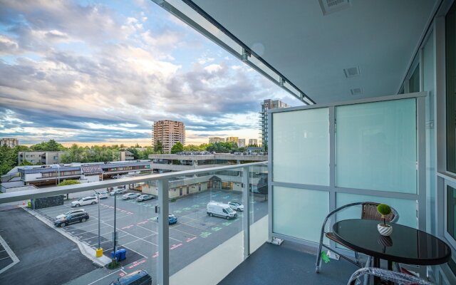 Charming Oasis Close to Airport & Downtown