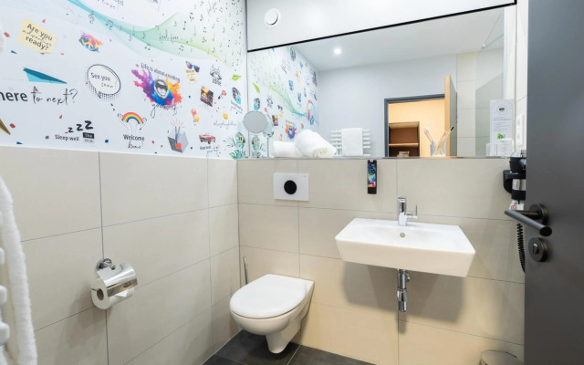 Holiday Inn - the niu, Stream Monchengladbach by IHG