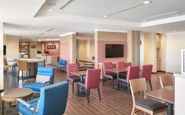 TownePlace Suites by Marriott Medicine Hat