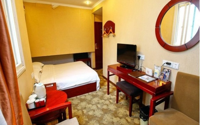 GreenTree Inn Xi’an North Gate Railway Station Express Hotel – Guest Rooms – Xi'an