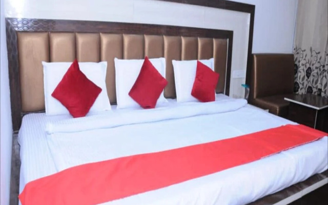 Hotel Lords Paradise