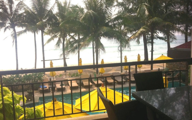 Kamala Beachfront Apartment