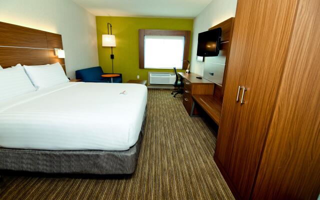 Holiday Inn Express Flint-Campus Area, an IHG Hotel