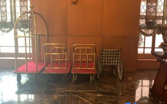 Wenhe Ruijin Hotel