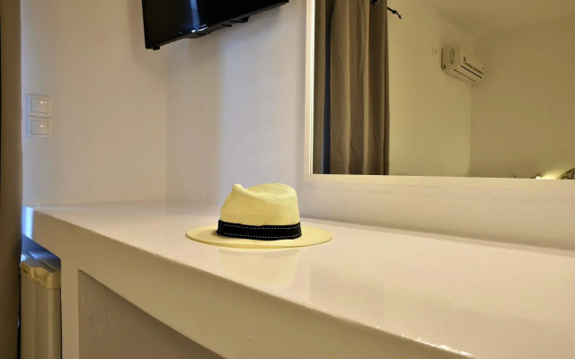 Hotel Adamas