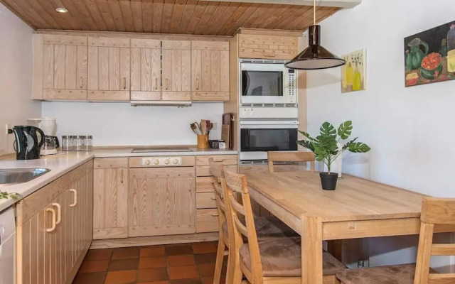 3 Person Holiday Home in Høll Børkop