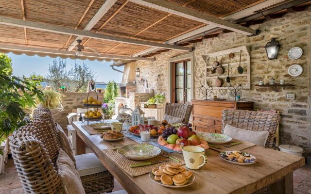 La Capannina 2 2 in Camucia