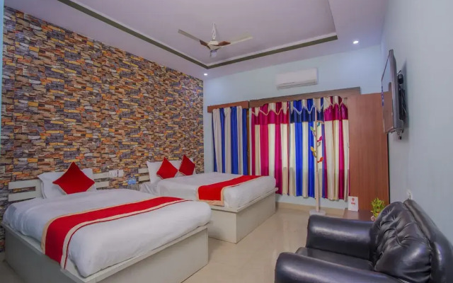 OYO 308 Hotel Shubham