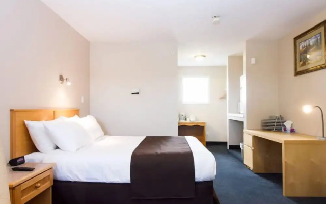 West Country Inn