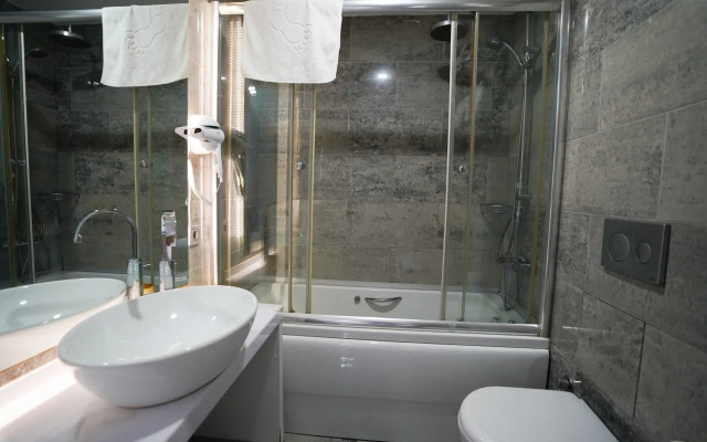 Time Hotel Mecidiyekoy