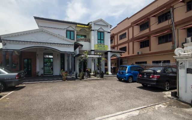 Capital O 90653 Maxwell Inn Boutique Hotel