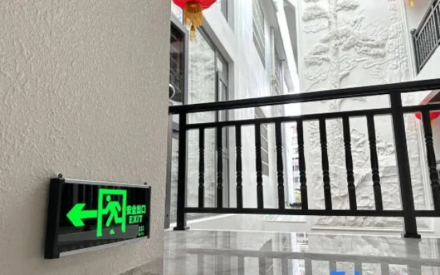 Xizichen Homestay (Phoenix Ancient City Lijiang Branch)