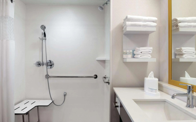 Hampton Inn Champaign Southwest