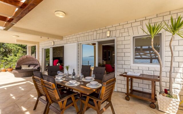 Apartment Paradise View