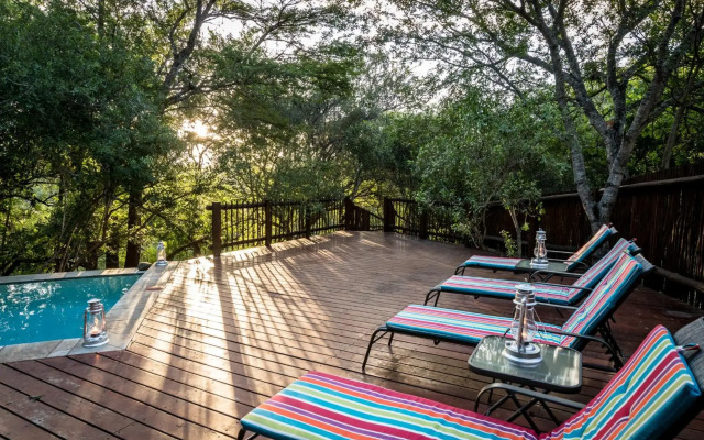 The Island River Lodge
