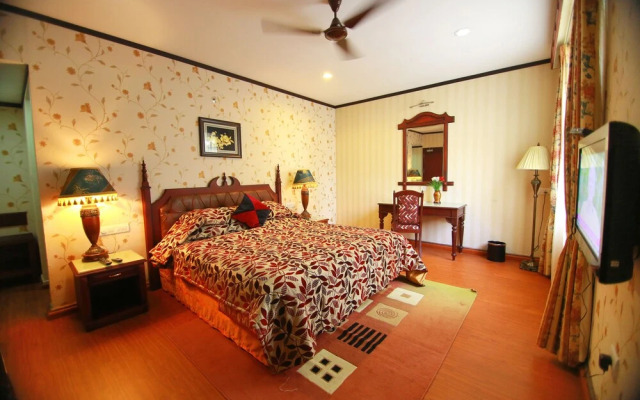 Madathil Regency Hotel