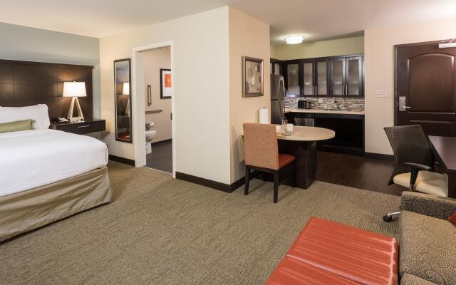 Staybridge Suites Omaha West, an IHG Hotel