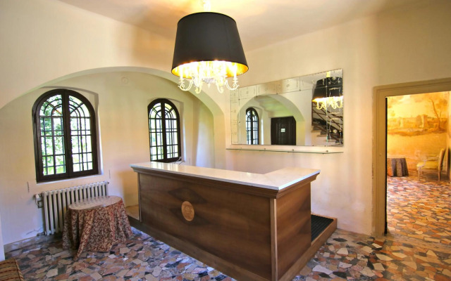 Hotel Villa Giona