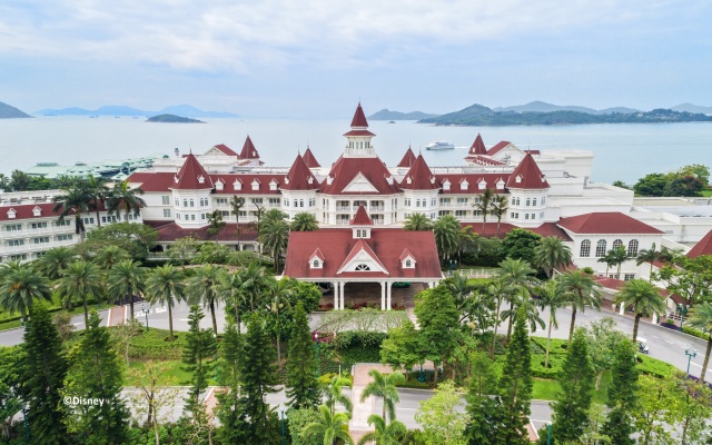 Hong Kong Disneyland Hotel