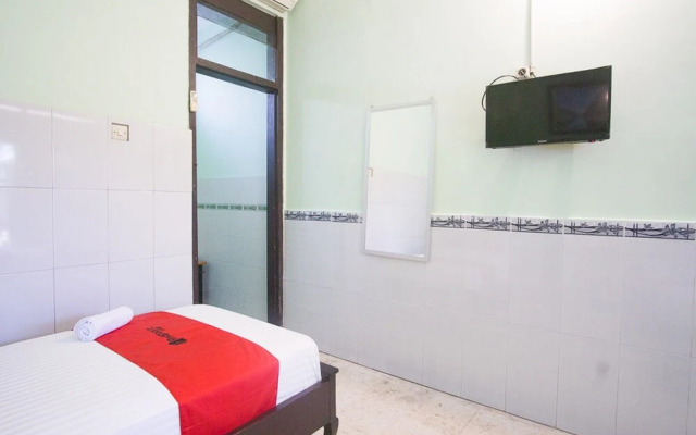 RedDoorz Syariah @ Jalan Gajah Mada