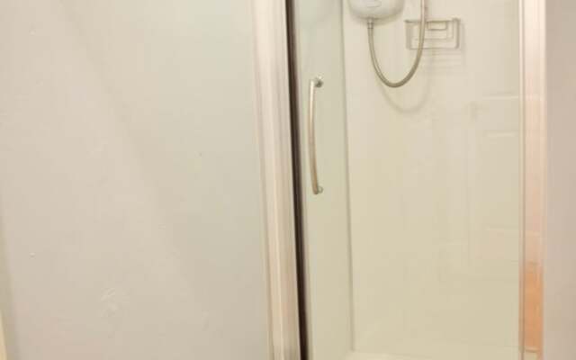 1 Bedroom Flat Next To Leith Links