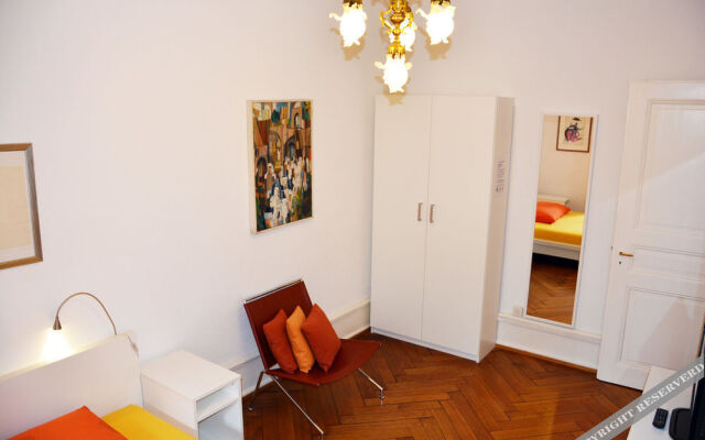 Apartments Logis 69